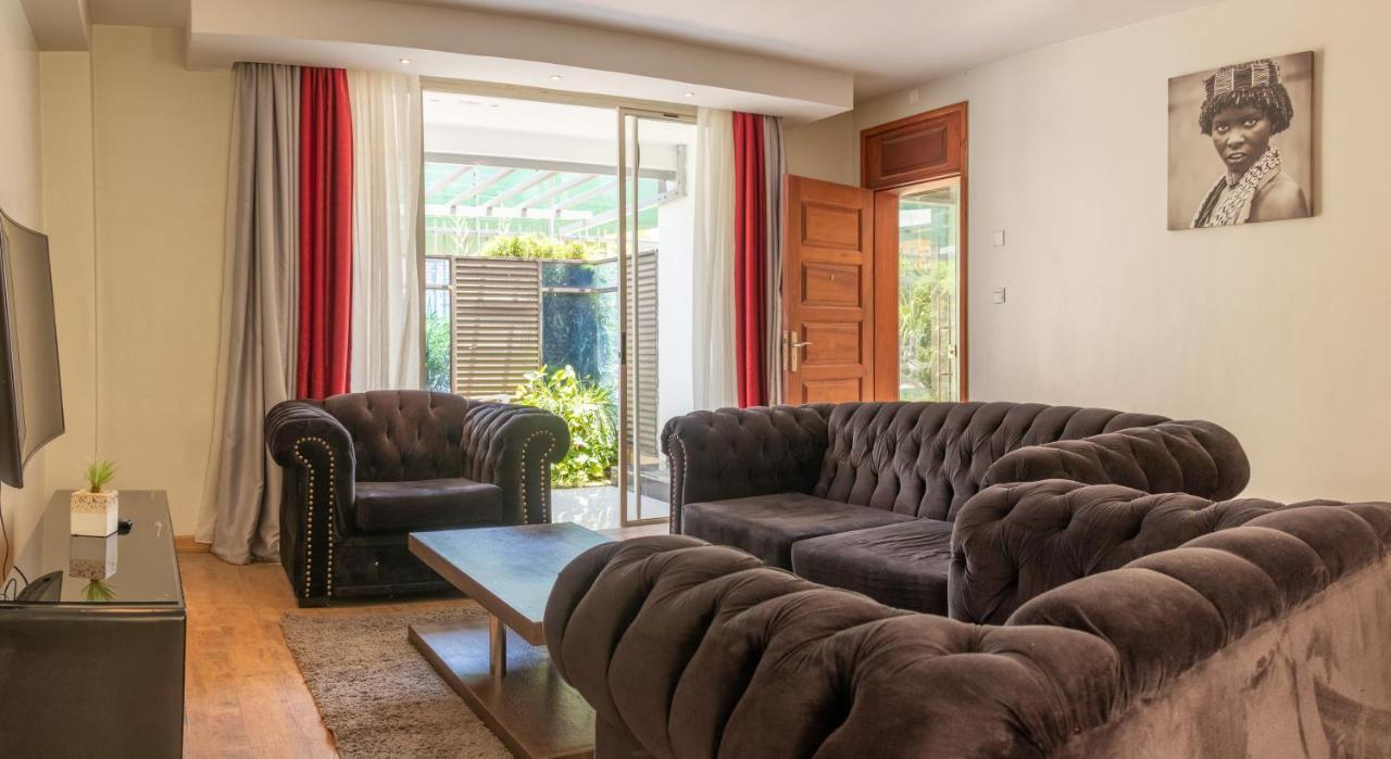 D2W Residency Suites Syokimau Экстерьер фото