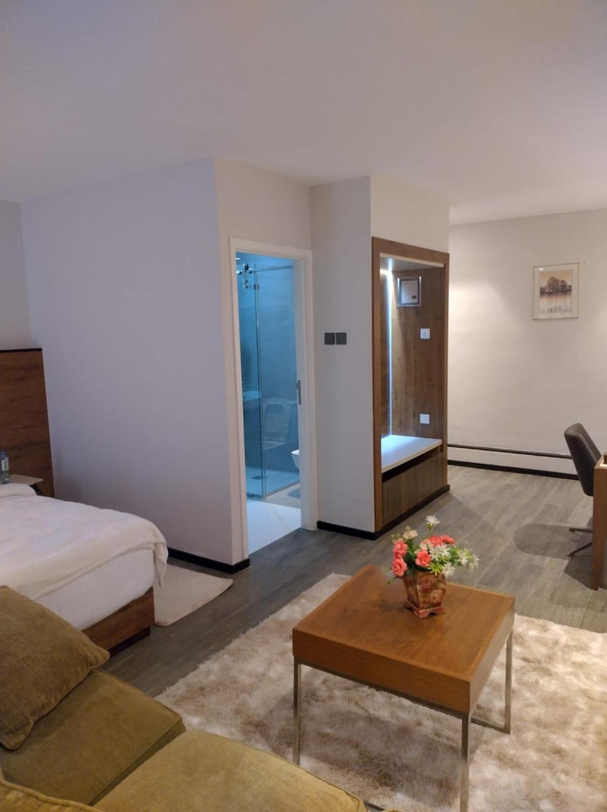 D2W Residency Suites Syokimau Экстерьер фото